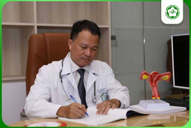 Bác sĩ chữa hiếm muộn giỏi ở hà nội- Bác sĩ Nguyễn Đức Hùng